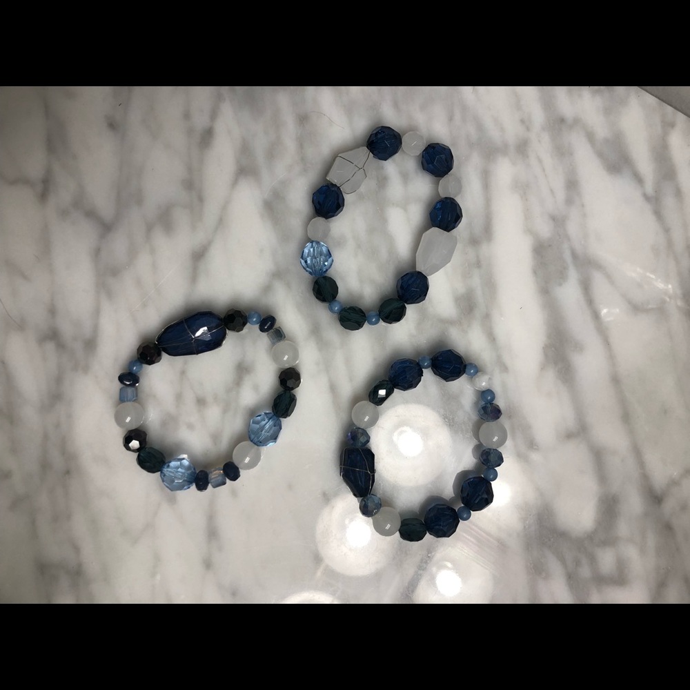 Set of 3 blue bracelets